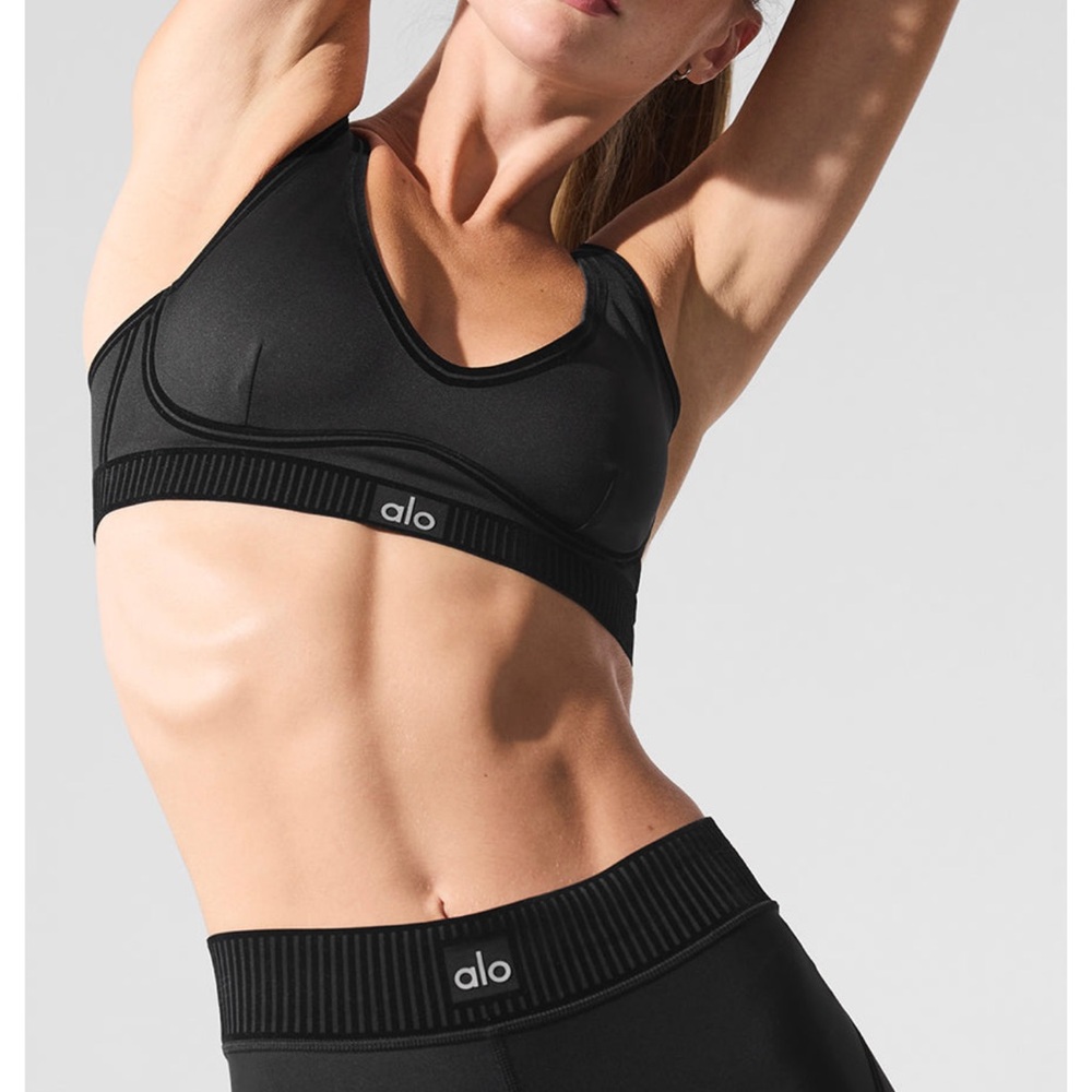 ALO Yoga Jet Black Performance Sports Bra